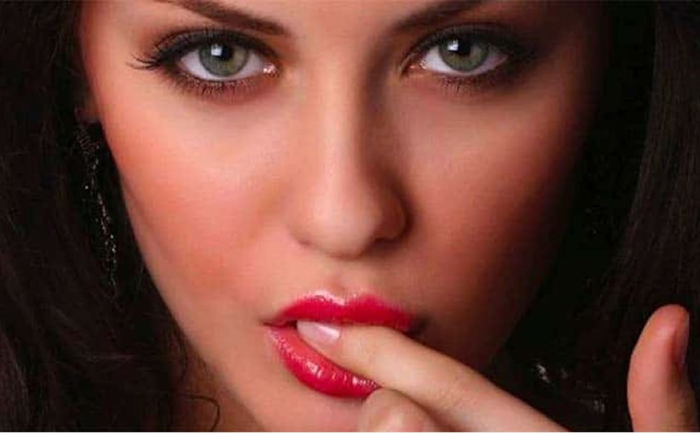 LABIAL