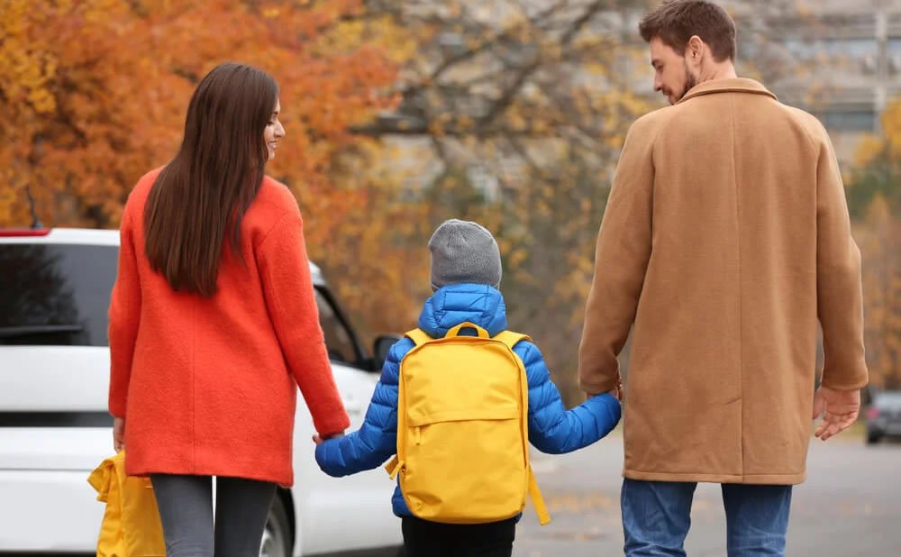 Organiza un intercambio de cuidado de niños entre padres de familia