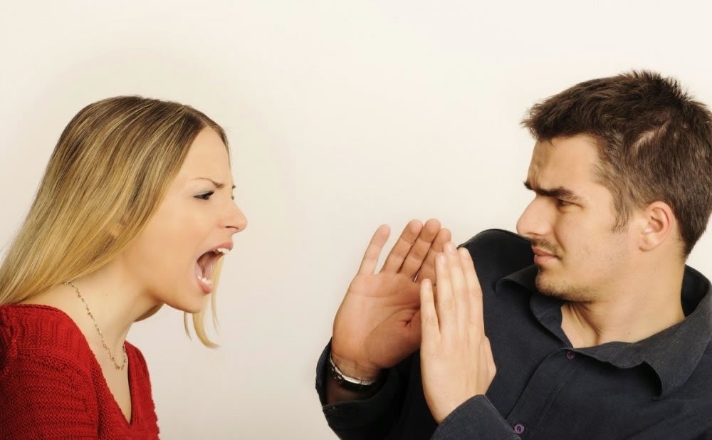 No soportan ni siquiera la critica constructiva en el complejo de dios