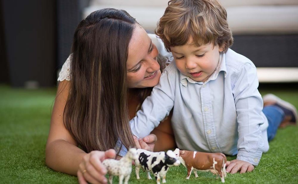 Permitase divertirse como un niño con tu hijo en familia