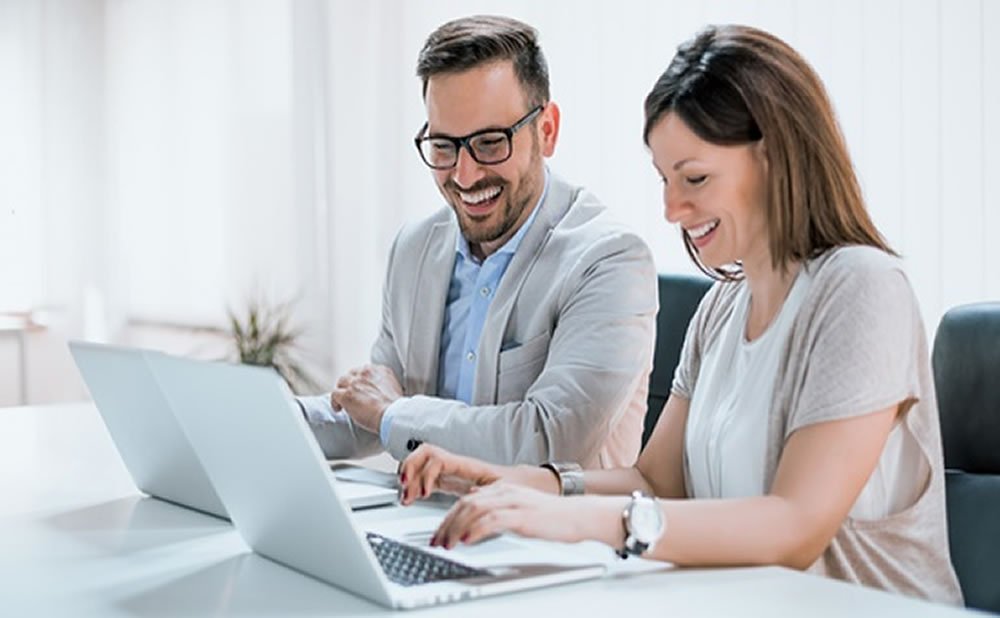 Practicar la reciprocidad con compañeros de trabajo