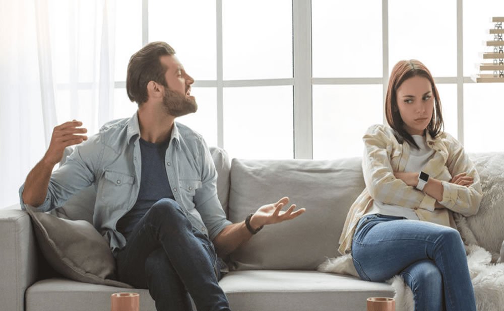 Tu pareja se vuelve hostil en consecuencia a las cosas hirientes en la relacion