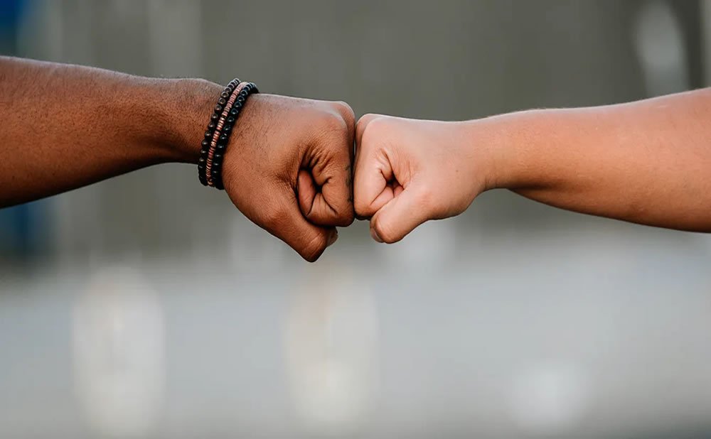 Conoce lo que significa la fragilidad blanca ante el racismo