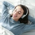 Escuchar MUSICA antes de acostarse influye en la ALTERACION del SUEÑO
