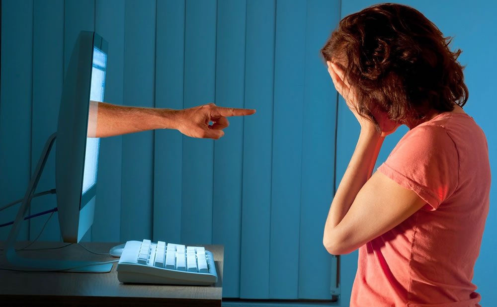 Las REDES SOCIALES pueden dañar tu AUTOESTIMA