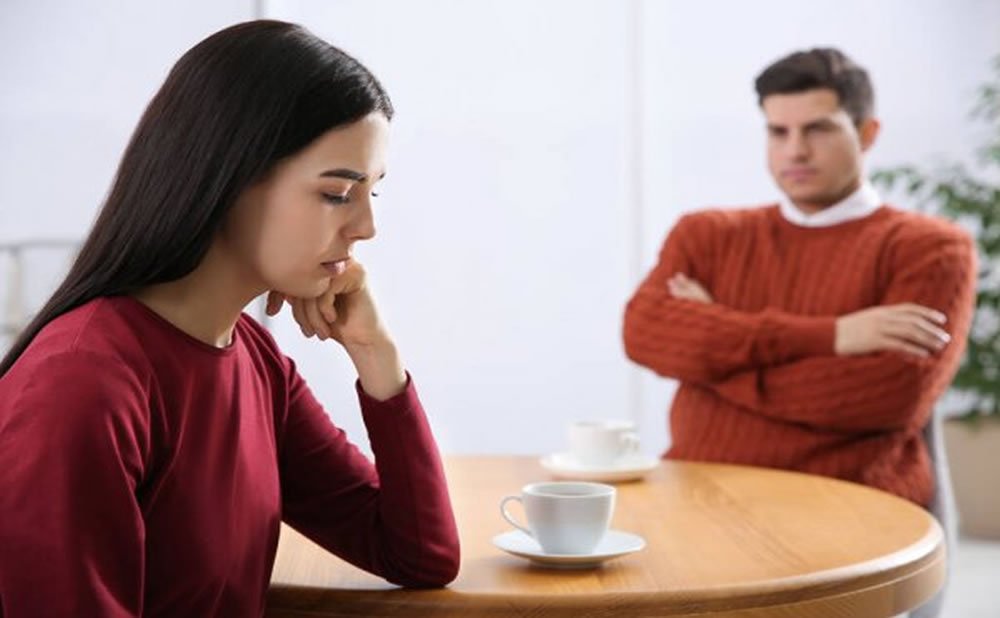 Intentar cambiar al otro RELACION INFELIZ