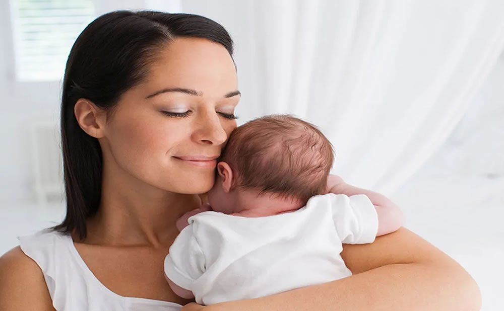 De 0 a 3 meses el cuarto trimestre BEBE duerme en la noche