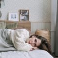 Las 5 etapas de la privacion del sueño