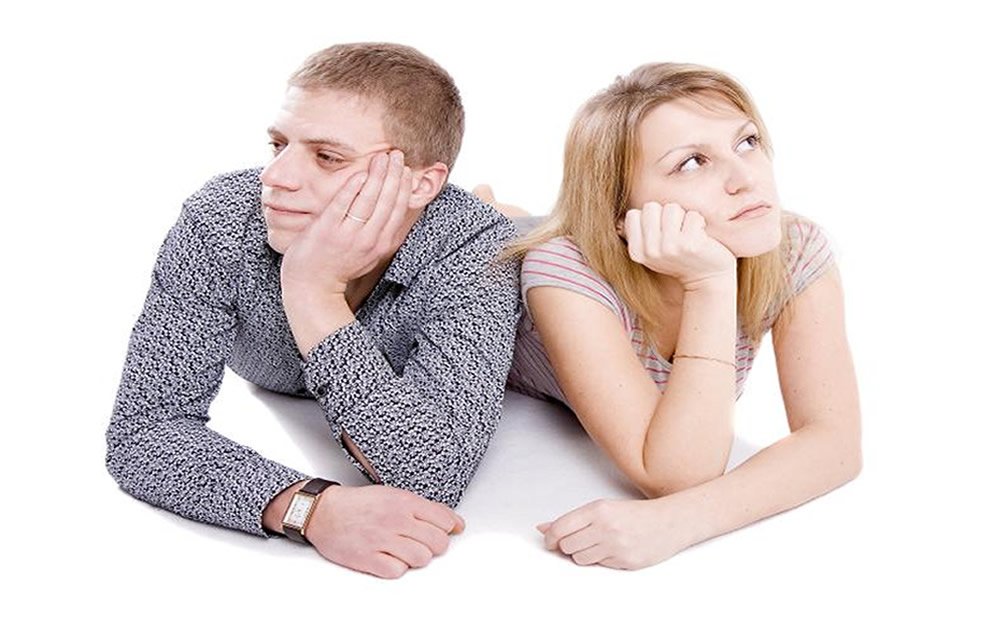 Si estás cómodo, pero no enamorado, notarás estas señales