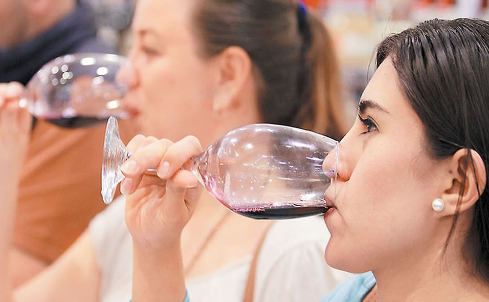 Quien tiene mas probabilidades de tener exito en la moderacion del alcohol