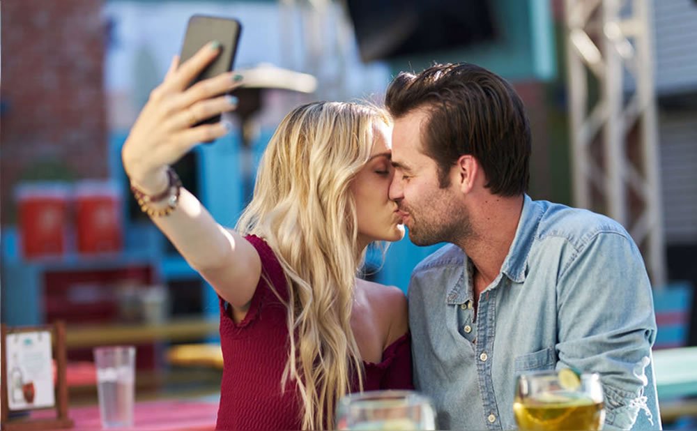 Muestra pública de afecto: ¿es bueno para una relación?