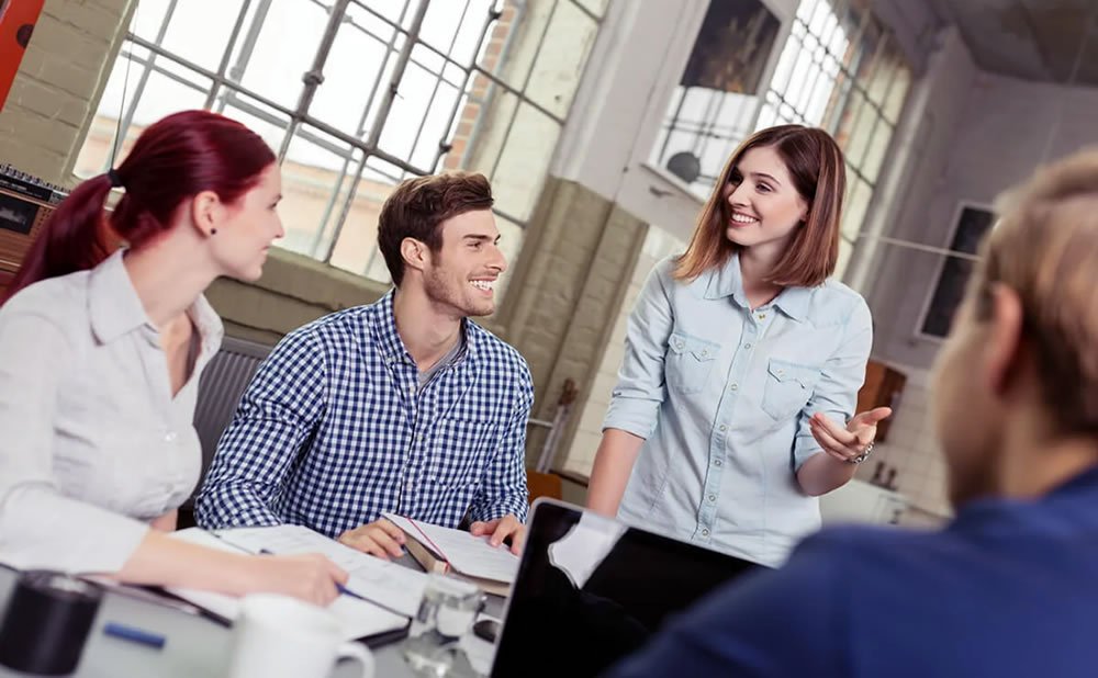 Factores cognitivos como la facilitacion social puede mejorar su rendimiento