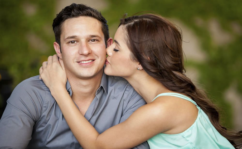 Hace que la pareja se sienta comoda importancia de la honestidad