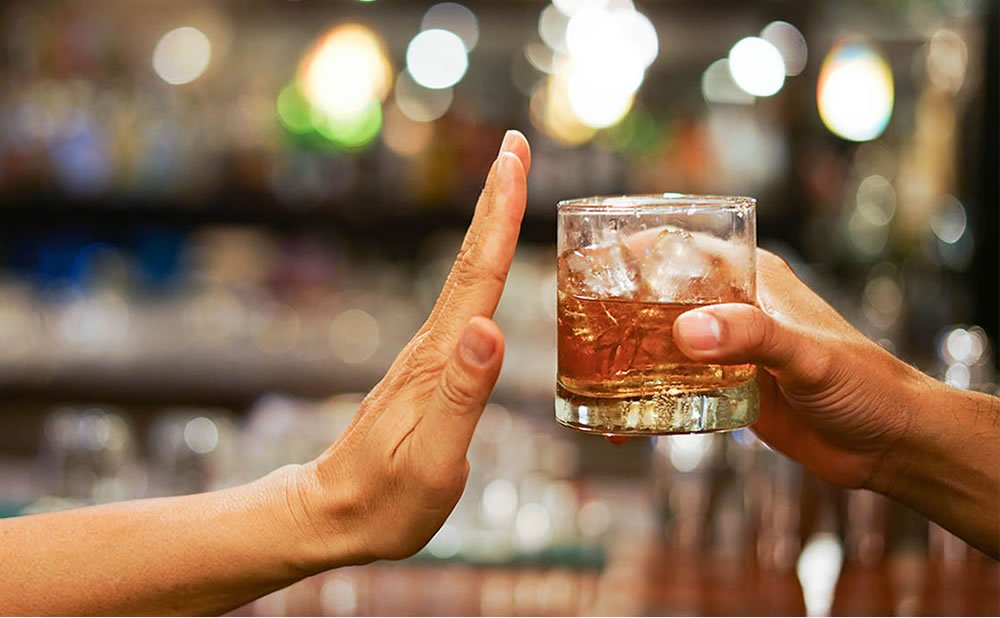 Aprenda a detener los comportamientos habilitadores y codependientes como reconocer a un alcoholico funcional