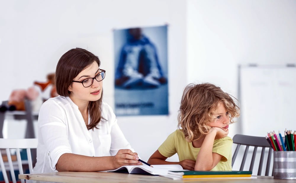 ¿Cómo ayudar con la tarea a estudiantes con TDAH?