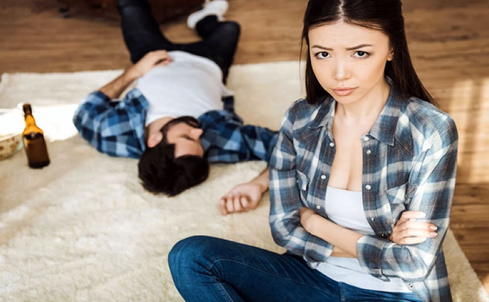 Prepare lo que quiere decir como hablar con tu pareja sobre su consumo de alcohol