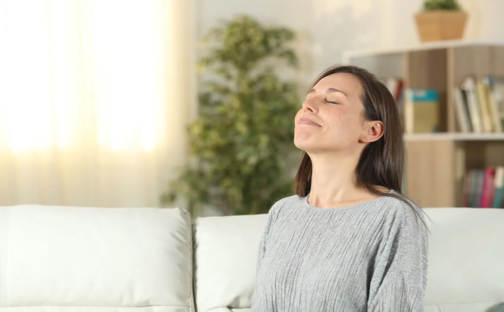 Utilice tecnicas de relajacion como utilizar la detencion del pensamiento para controlar los pensamientos no deseados