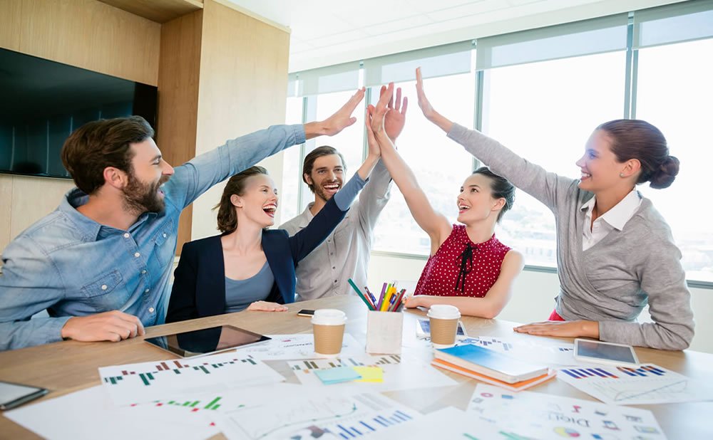 Como hacer amigos en la oficina como hacer amigos en el trabajo y mantener las cosas profesionales