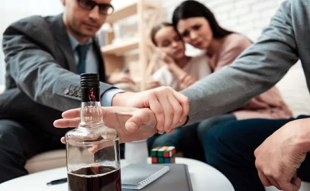 Establecer limites descubre los efectos del alcoholismo en la familia