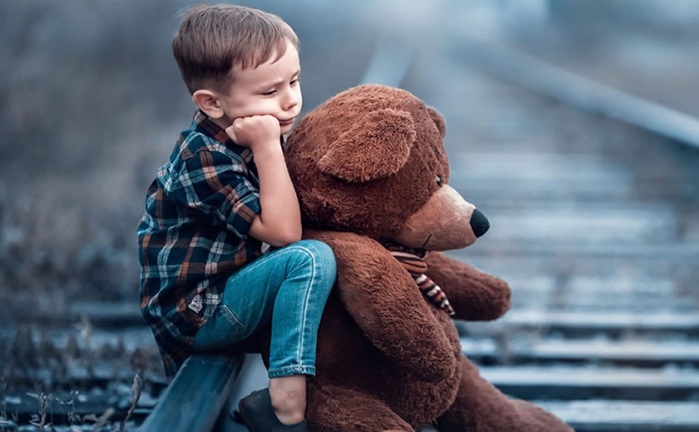 Una infancia dificil autosabotaje por que sucede