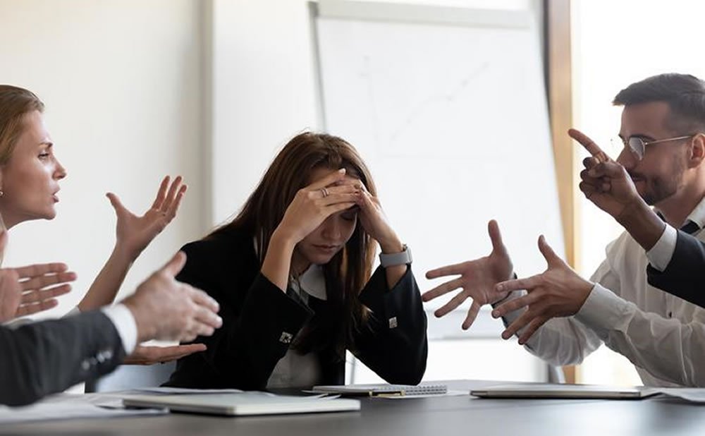 Conflicto intergrupal teoria de la identidad social somos la empresa que mantenemos