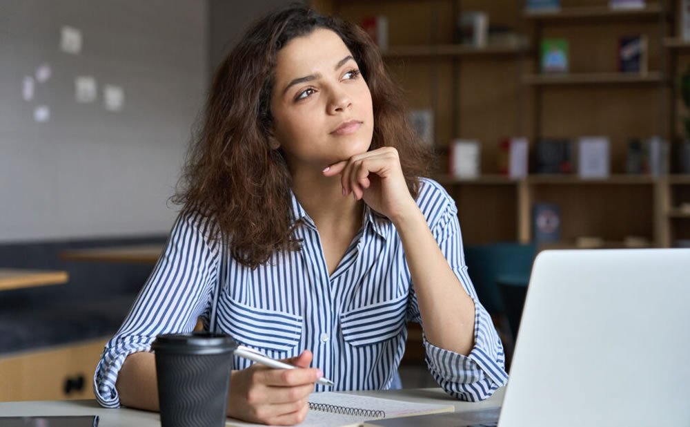 Disfruta del trabajo solitario sabias que la timidez tiene sus cosas buenas