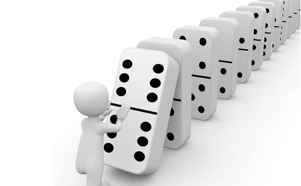 El efecto domino de estar mas disponible emocionalmente como estar mas disponible emocionalmente en sus relaciones