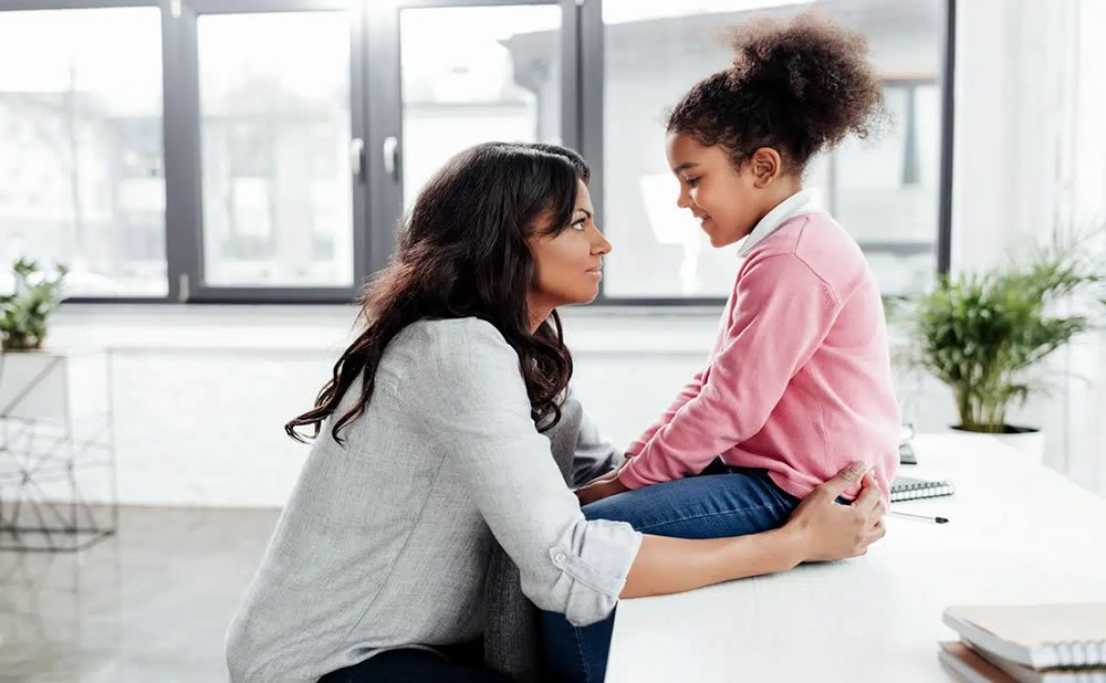 Enseñele a sus hijos como obtener ayuda como dejar una relacion abusiva de forma segura