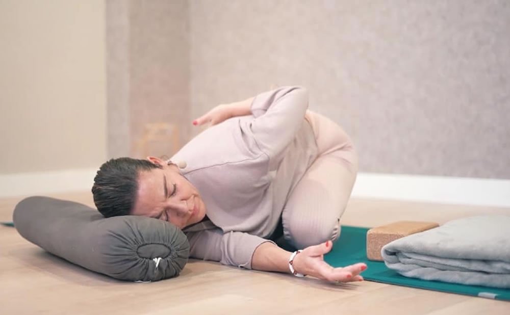 Aclimatarse yoga nidra la meditacion del sueño para un descanso y relajacion reparadores