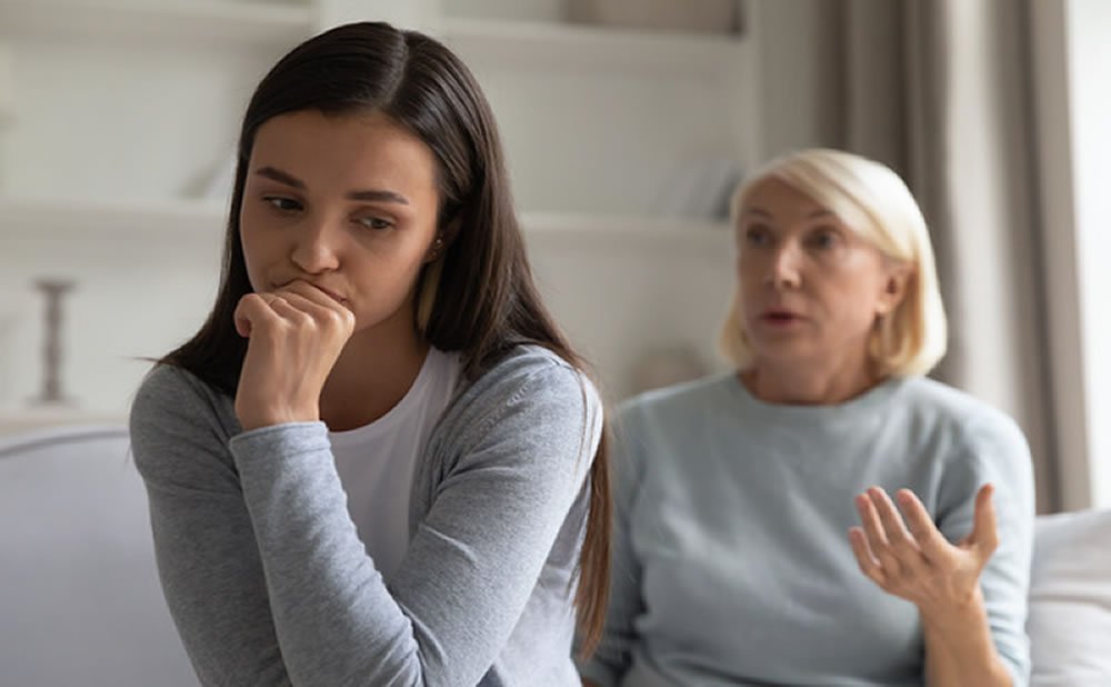 Evite las luchas de poder tienes una suegra narcisista aqui le mostramos como mantener sus limites