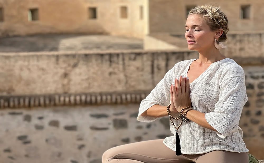 Como se practica la meditacion mantra como calmarse con la meditacion mantra