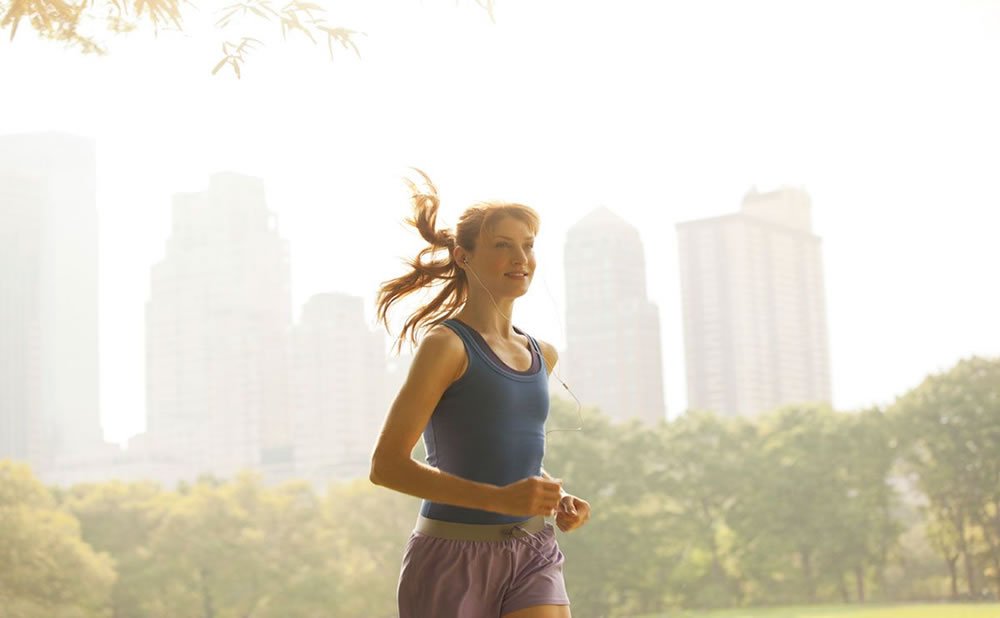 Mejora tu estado de animo los beneficios de la meditacion caminando y como empezar